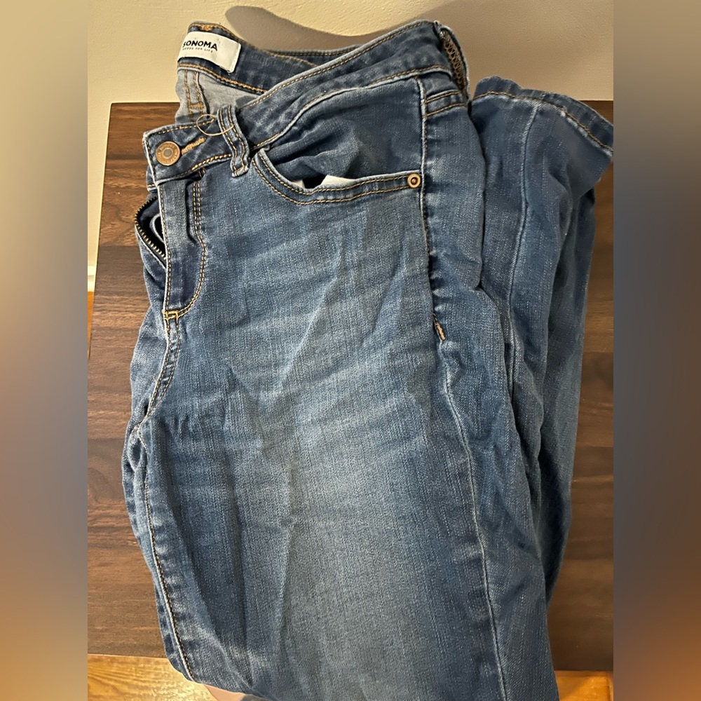 Sanoma Capris